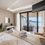 Penzion Sea View Luxury Seven Of Nine