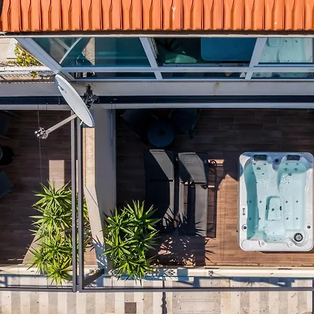 Guest house Sea View Luxury Seven Of Nine Split
