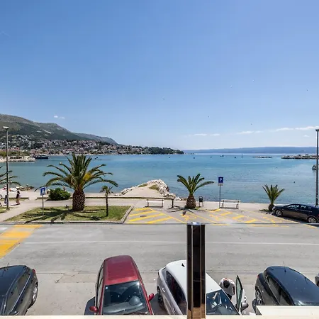 Affittacamere Sea View Luxury Seven Of Nine 4*