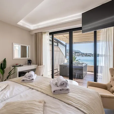 Πανσιόν Sea View Luxury Seven Of Nine