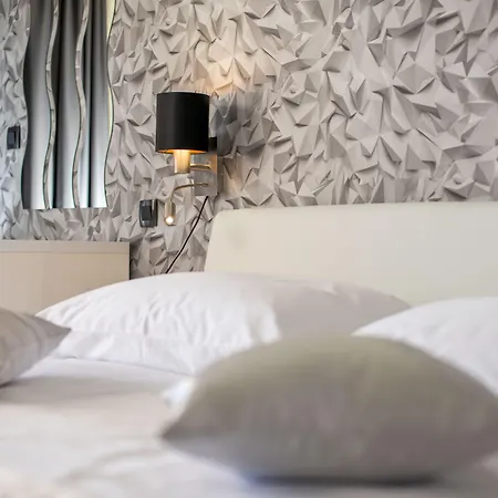 Sea View Luxury Seven Of Nine 4* Spalato