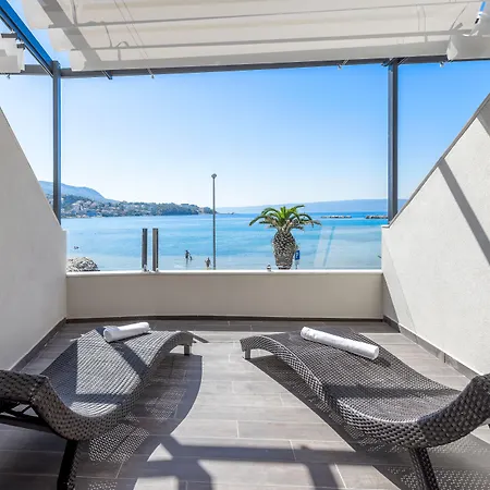 Sea View Luxury Seven Of Nine Affittacamere 4*