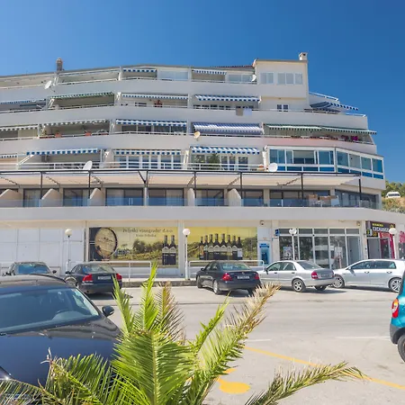 Sea View Luxury Seven Of Nine 4*