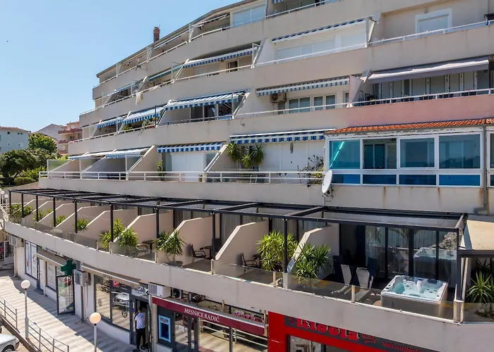 ゲストハウス Sea View Luxury Seven Of Nine 4*