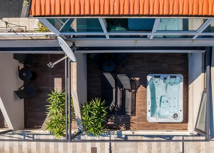 ゲストハウス Sea View Luxury Seven Of Nine スプリト