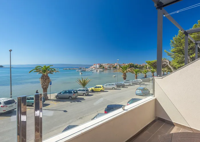 ゲストハウス Sea View Luxury Seven Of Nine スプリト