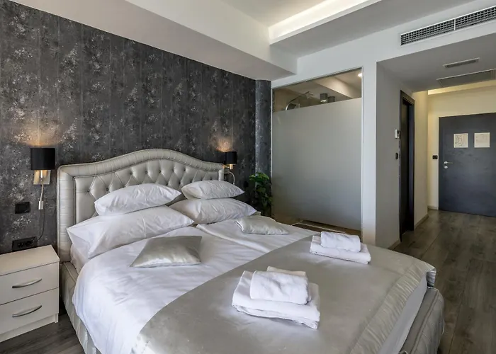 Sea View Luxury Seven Of Nine Pensión Split